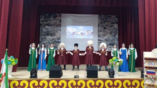 � ������������, ����������� 256-����� �������� ��������� � �������, �������������� � ������ ��������� ��������� �������