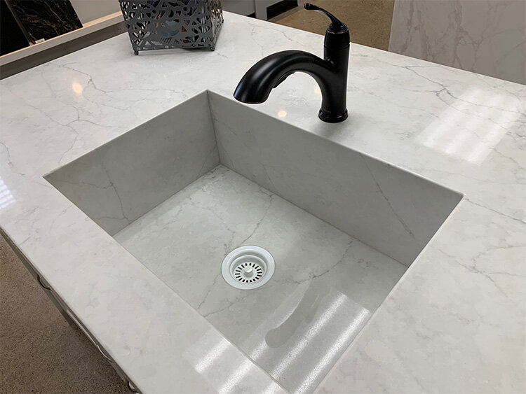 Как выбрать идеальную мойку для кухни: нержавейка или искусственный камень?