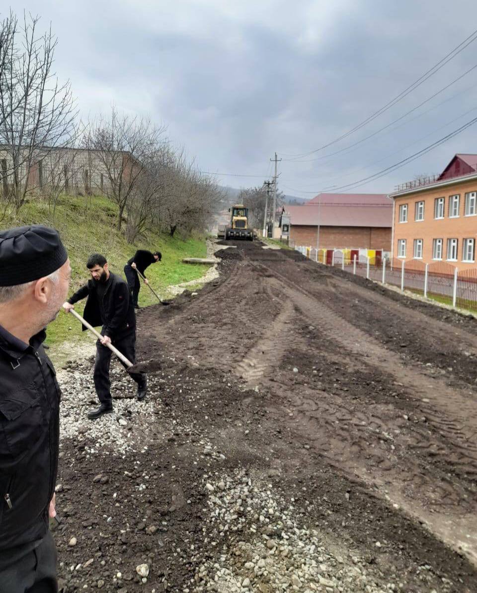 В с.п. Яндаре отремонтировали участок дороги по улице Султыгова