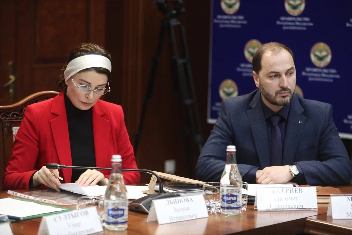 Под председательством премьер-министра Владимира Сластенина состоялось заседание Правительства республики Под председательством премьер-министра Владимира Сластенина состоялось заседание Правительства республики