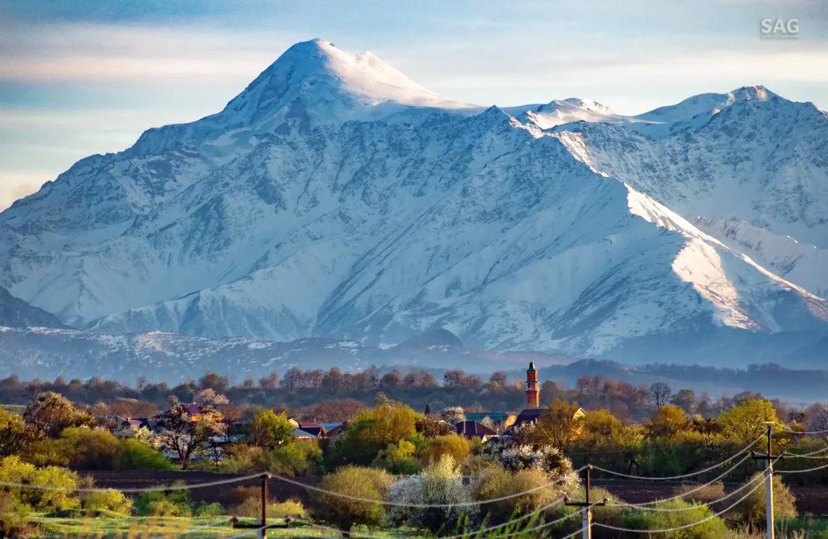 Продолжаем рассказывать о талантливых авторах, которые через объектив показывают Ингушетию с разных сторон Продолжаем рассказывать о талантливых авторах, которые через объектив показывают Ингушетию с разных сторон