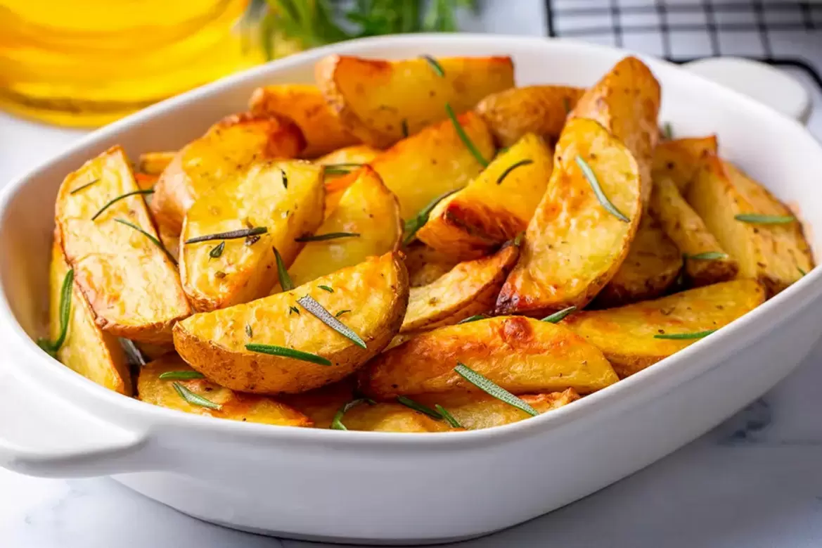 Невероятно вкусные картофельные дольки, которые покорят любую компанию