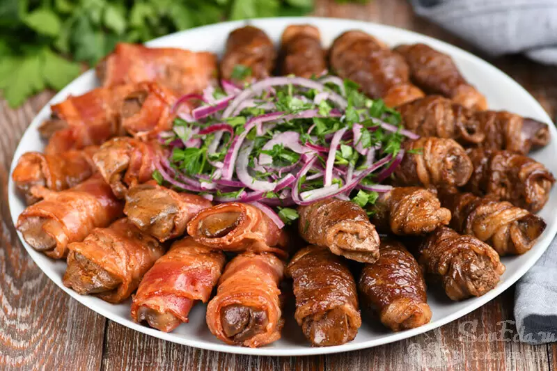 Необычные праздничные закуски из доступных продуктов для вдохновения на столе