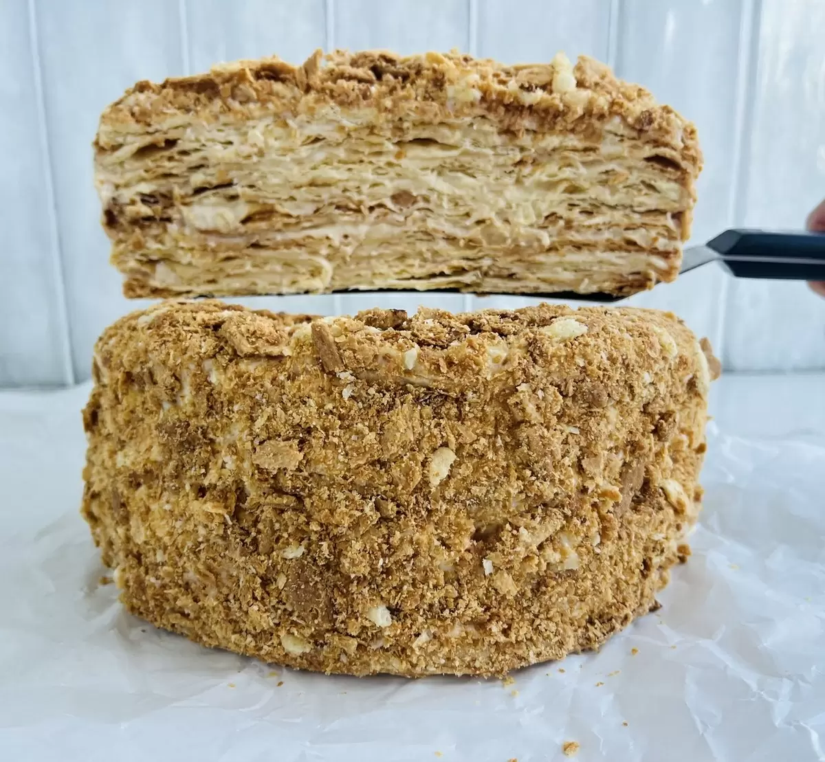 Как сделать идеальный торт "Наполеон": секреты от мастера кондитерского дела