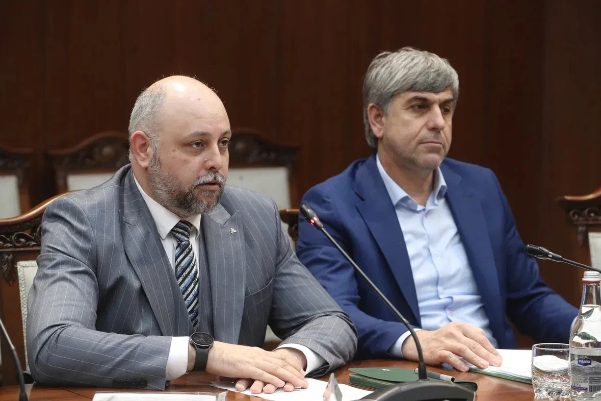 В Магасе под председательством премьер-министра республики Владимира Сластенина состоялось заседание межведомственной рабочей группы по вопросам обращения с отходами производства и потребления В Магасе под председательством премьер-министра республики Владимира Сластенина состоялось заседание межведомственной рабочей группы по вопросам обращения с отходами производства и потребления