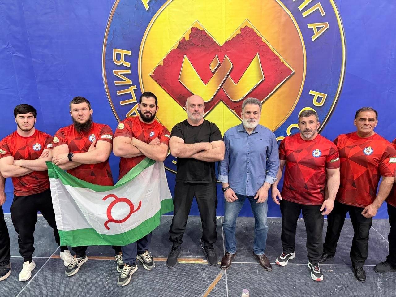 Сборная Ингушетии завоевала пять золотых медалей на чемпионате России по армрестлингу
