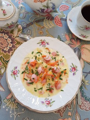 Баварский сливочный суп с сосисками: быстро, вкусно и сытно