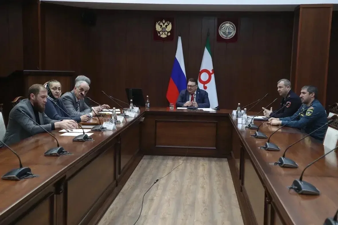 На заседании Правительственной комиссии по развитию туризма в Российской Федерации под руководством вице-премьера Правительства России Дмитрия Чернышенко с участием Председателя Правительства Ингушетии Владимира Сластенина... На заседании Правительственной комиссии по развитию туризма в Российской Федерации под руководством вице-премьера Правительства России Дмитрия Чернышенко с участием Председателя Правительства Ингушетии Владимира Сластенина...