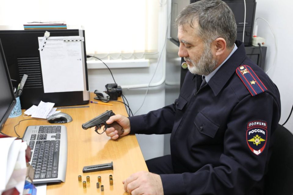 "Рожденный в бронированной рубашке" "Рожденный в бронированной рубашке"