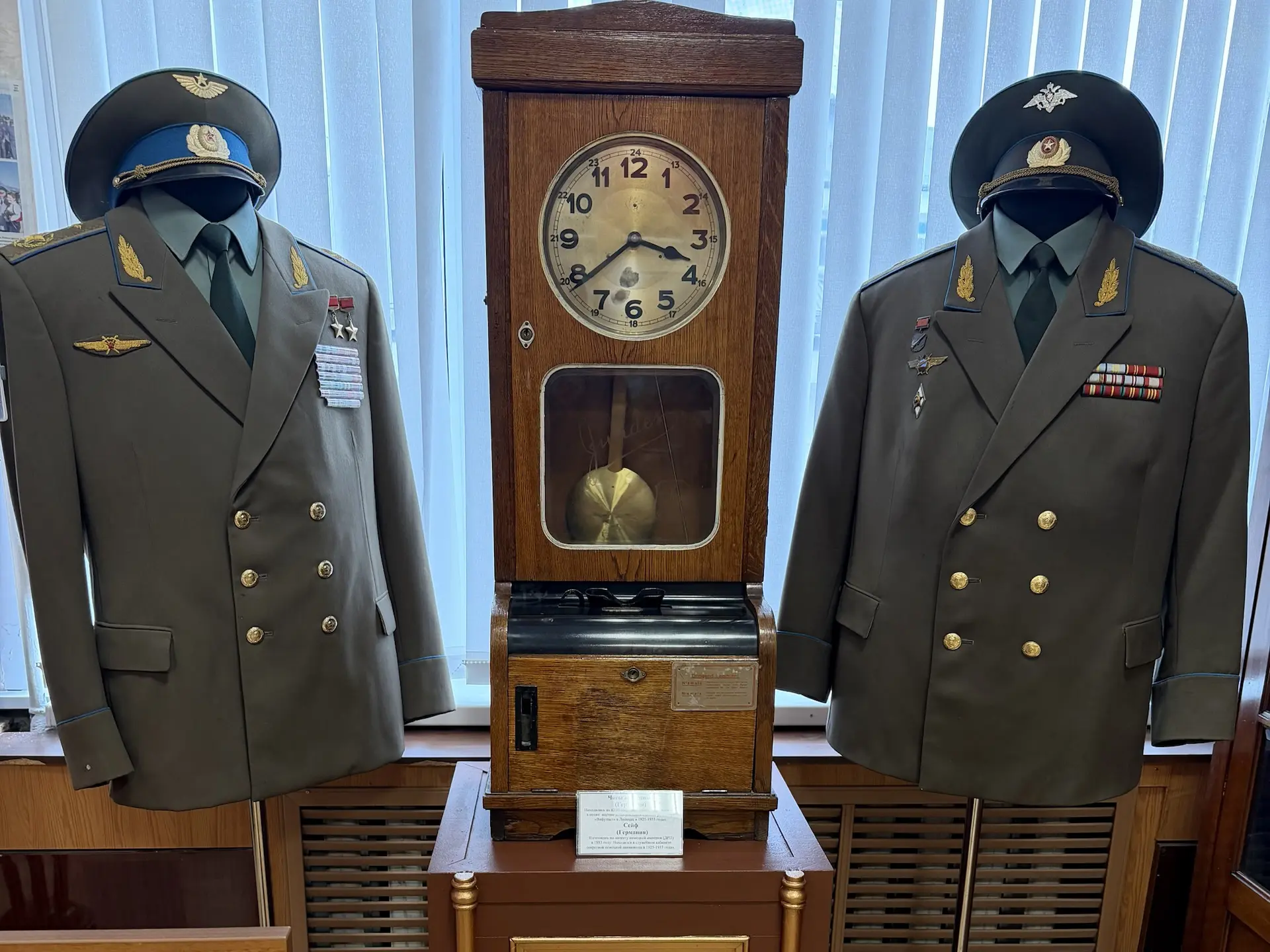 «Мы — потомки великих героев»: сотрудники следственного управления рассказали о подвиге первого Героя Российской Федерации Суламбека Осканова «Мы — потомки великих героев»: сотрудники следственного управления рассказали о подвиге первого Героя Российской Федерации Суламбека Осканова