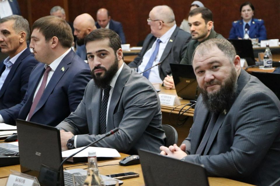 Под председательством Магомета Тумгоева состоялось внеочередное заседание Народного Собрания Республики Ингушетия Под председательством Магомета Тумгоева состоялось внеочередное заседание Народного Собрания Республики Ингушетия