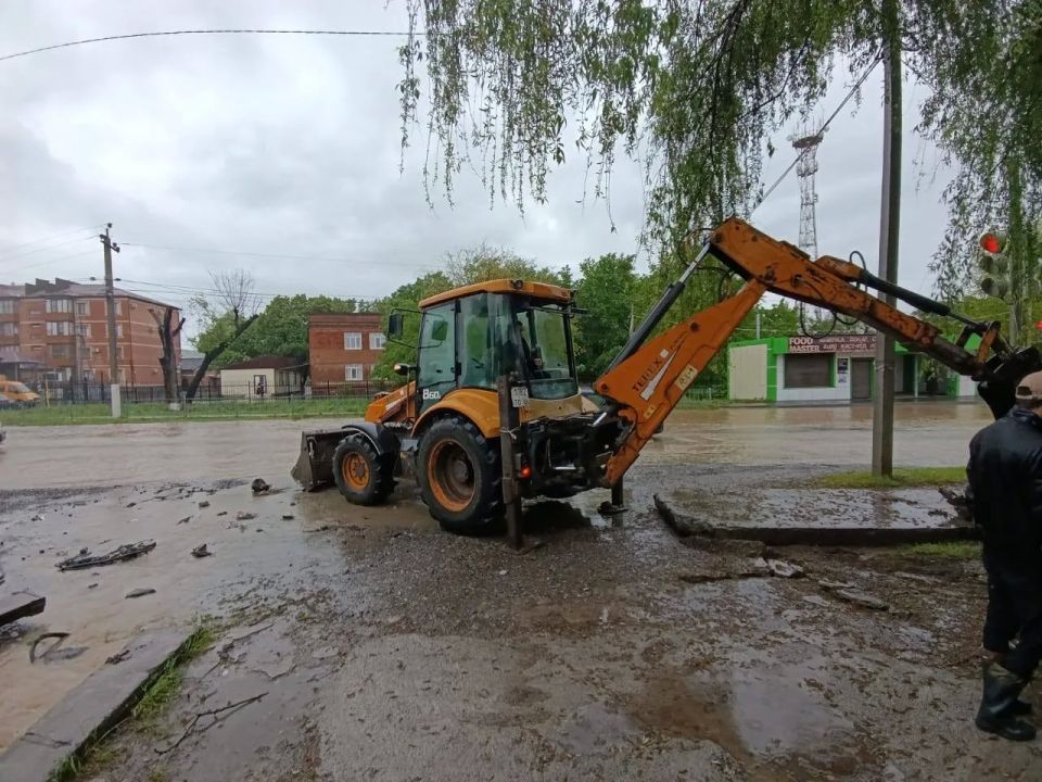 В Сунженском районе ведутся работы по ликвидации последствий непогоды В Сунженском районе ведутся работы по ликвидации последствий непогоды