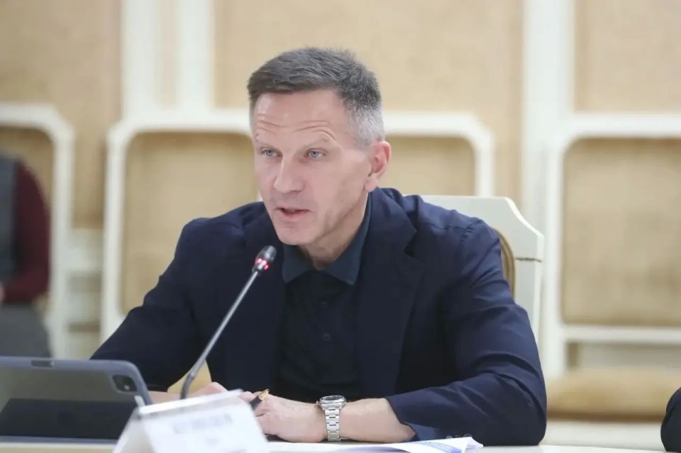 Глава Ингушетии Махмуд-Али Калиматов провёл в Магасе совещание с участием Минэнерго России, представителей федеральных структур и энергокомпаний Глава Ингушетии Махмуд-Али Калиматов провёл в Магасе совещание с участием Минэнерго России, представителей федеральных структур и энергокомпаний