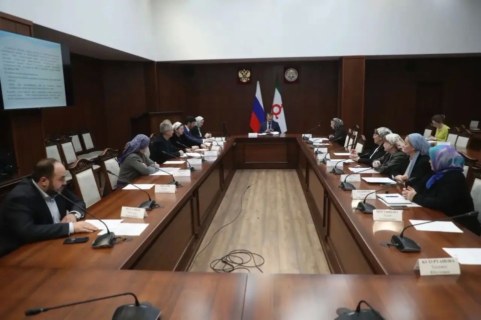 Вице-премьер Правительства Ингушетии Хаджибикер Муталиев провел совещание по вопросам качества и безопасности медицинской помощи Вице-премьер Правительства Ингушетии Хаджибикер Муталиев провел совещание по вопросам качества и безопасности медицинской помощи