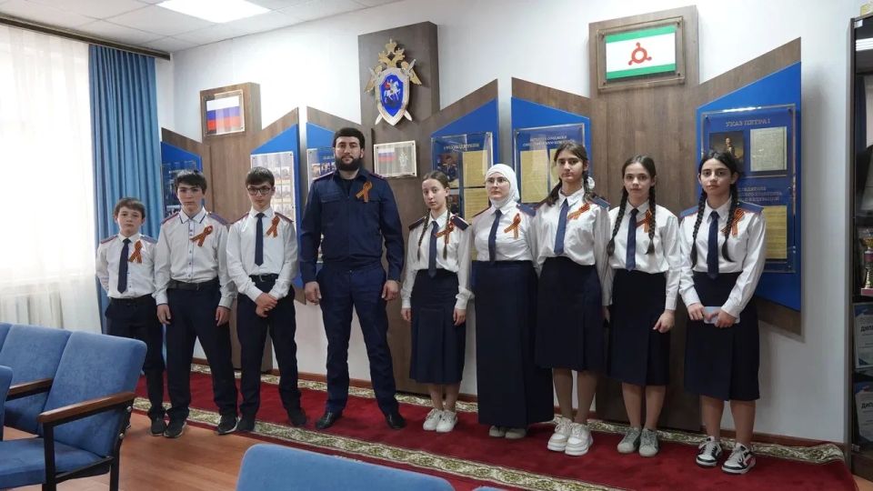 В следственном управлении СК России по Республике Ингушетия состоялся день открытых дверей для учащихся подшефного кадетского класса В следственном управлении СК России по Республике Ингушетия состоялся день открытых дверей для учащихся подшефного кадетского класса