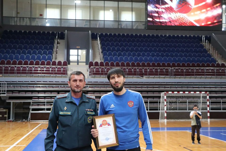Во Дворце спорта «Магас» прошли соревнования по волейболу среди подразделений Главного управления МЧС России по Республике Ингушетия, посвященные Дню защитника Отечества Во Дворце спорта «Магас» прошли соревнования по волейболу среди подразделений Главного управления МЧС России по Республике Ингушетия, посвященные Дню защитника Отечества