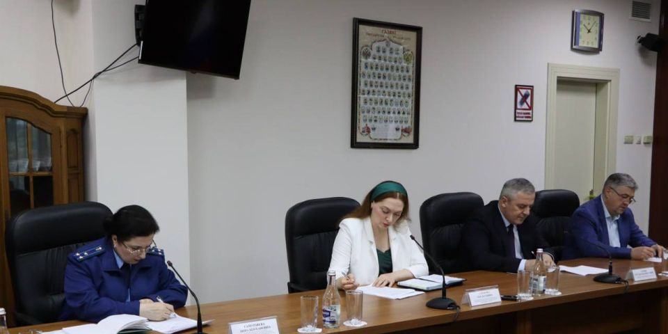 Парламентарии обсудили проект повестки июньского заседания Парламентарии обсудили проект повестки июньского заседания
