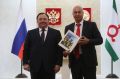 Махмуд-Али Калиматов: Сегодня вручил Почётную грамоту нашему инвестору Алаудину Парчиеву
