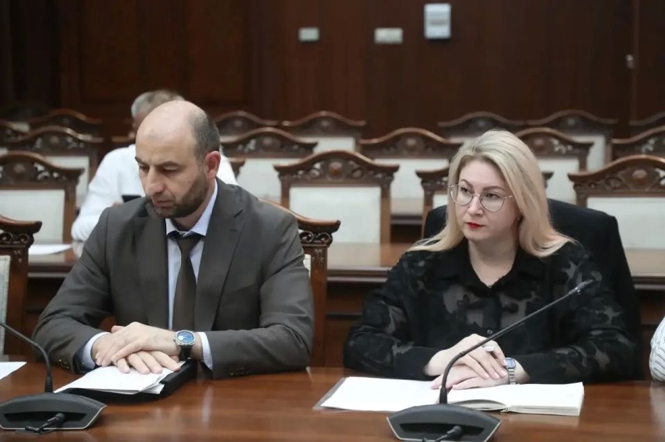 Под председательством вице-премьера Ингушетии Хаджибекира Муталиева прошло заседание Межведомственной комиссии по противодействию нелегальной занятости Под председательством вице-премьера Ингушетии Хаджибекира Муталиева прошло заседание Межведомственной комиссии по противодействию нелегальной занятости