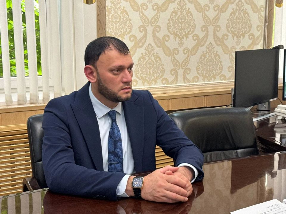 Министр природных ресурсов и экологии Республики Ингушетия Микаил Мизиев провел рабочую встречу с главой города Малгобек Магомедом Боковым Министр природных ресурсов и экологии Республики Ингушетия Микаил Мизиев провел рабочую встречу с главой города Малгобек Магомедом Боковым
