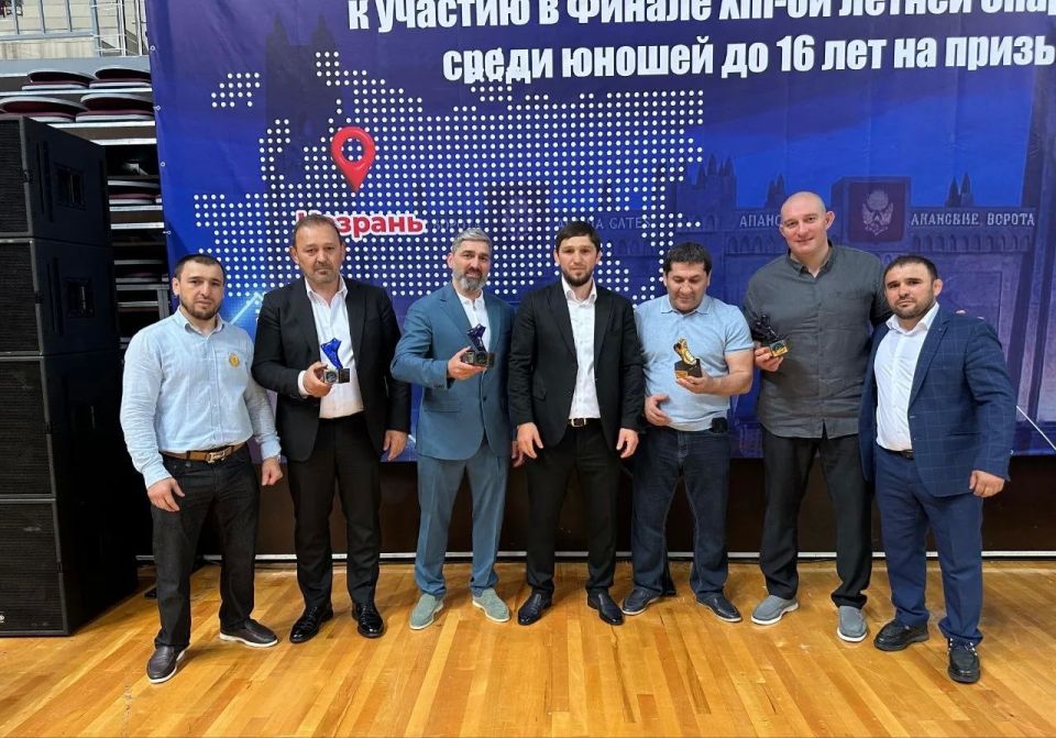 Во Дворце спорта «Магас» в Назрани завершился II этап Спартакиады учащихся России по греко-римской борьбе на призы олимпийского чемпиона Назира Манкиева Во Дворце спорта «Магас» в Назрани завершился II этап Спартакиады учащихся России по греко-римской борьбе на призы олимпийского чемпиона Назира Манкиева
