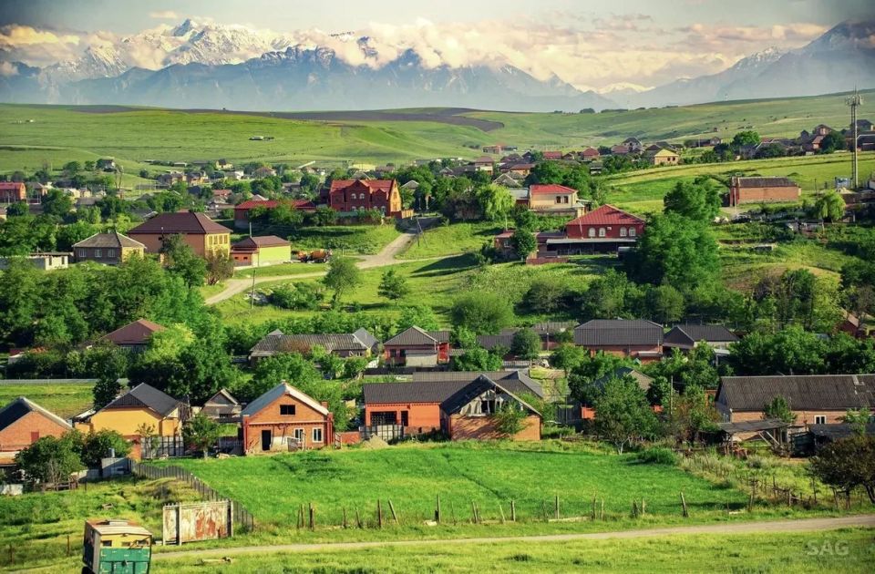 Черкъий-Юрт (Йоккха Ачалкхе - Верхние Ачалуки) — одно из исторических сел Ингушетии, расположенное в Малгобекском районе республики Черкъий-Юрт (Йоккха Ачалкхе - Верхние Ачалуки) — одно из исторических сел Ингушетии, расположенное в Малгобекском районе республики