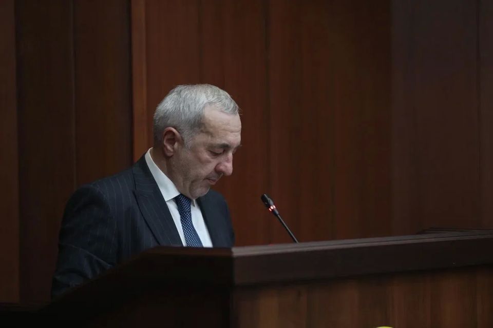 В Правительстве Ингушетии под председательством Главы республики Махмуда-Али Калиматова состоялось расширенное еженедельное заседание В Правительстве Ингушетии под председательством Главы республики Махмуда-Али Калиматова состоялось расширенное еженедельное заседание