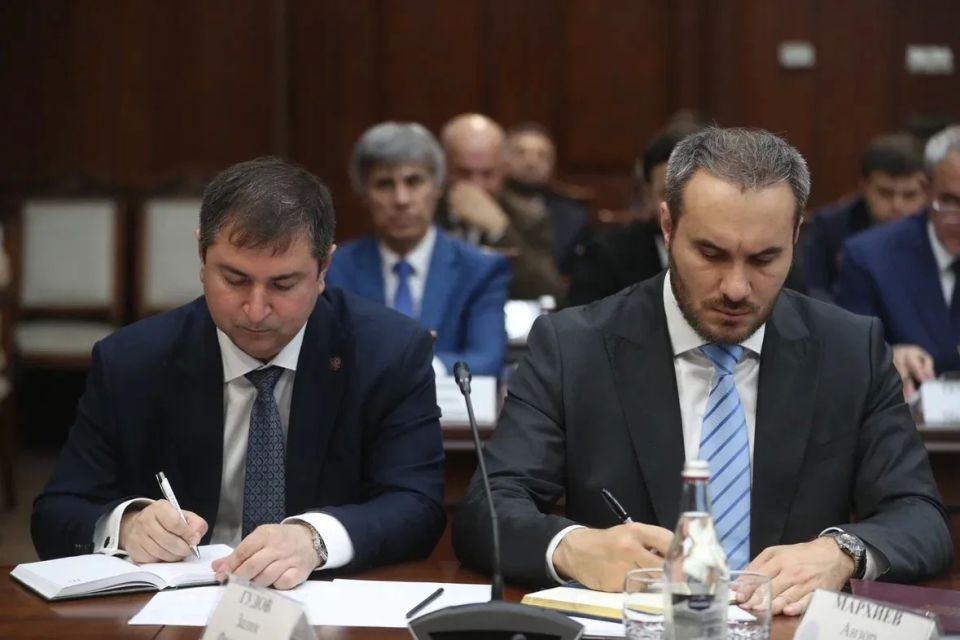В Правительстве Ингушетии под председательством Главы республики Махмуда-Али Калиматова состоялось расширенное еженедельное заседание В Правительстве Ингушетии под председательством Главы республики Махмуда-Али Калиматова состоялось расширенное еженедельное заседание