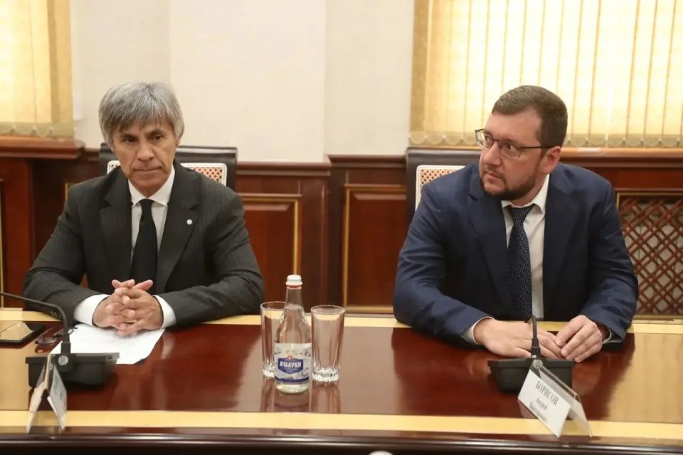 Председатель Правительства Ингушетии Владимир Сластенин принял участие в заседании президиума (штаба) Правительственной комиссии по региональному развитию в Российской Федерации, которое прошло в режиме ВКС под... Председатель Правительства Ингушетии Владимир Сластенин принял участие в заседании президиума (штаба) Правительственной комиссии по региональному развитию в Российской Федерации, которое прошло в режиме ВКС под...