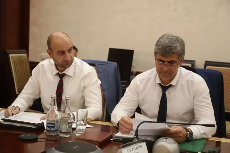 Министр строительства Мусса Илиев, принял участие в заседании президиума (штаба) Правительственной комиссии по региональному развитию в Российской Федерации, которое прошло в режиме ВКС под председательством вице-премьера... Министр строительства Мусса Илиев, принял участие в заседании президиума (штаба) Правительственной комиссии по региональному развитию в Российской Федерации, которое прошло в режиме ВКС под председательством вице-премьера...