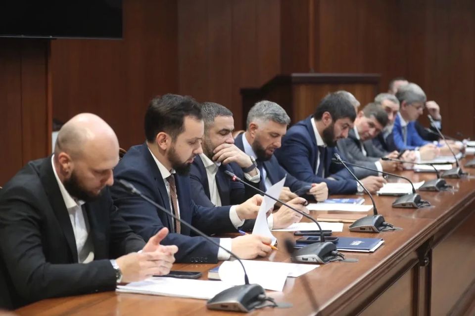 Под руководством заместителя Председателя Правительства Ингушетии Микаила Балахоева состоялось совещание, посвященное вопросам платежной дисциплины за потребленные энергоресурсы, инвентаризации объектов коммунальной... Под руководством заместителя Председателя Правительства Ингушетии Микаила Балахоева состоялось совещание, посвященное вопросам платежной дисциплины за потребленные энергоресурсы, инвентаризации объектов коммунальной...