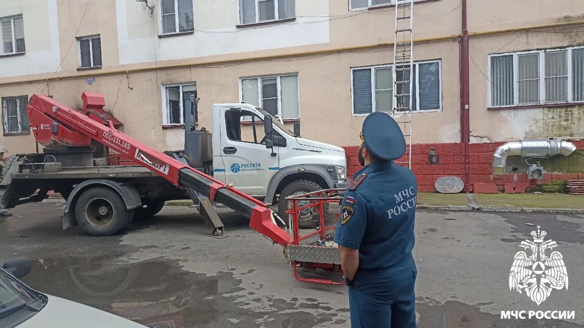 #ДежурныеСутки. Пожар В 12:57 в г. Назрани по адресу: ул. Новая(105 массив) произошло возгорание в подвальном помещении #ДежурныеСутки. Пожар В 12:57 в г. Назрани по адресу: ул. Новая(105 массив) произошло возгорание в подвальном помещении