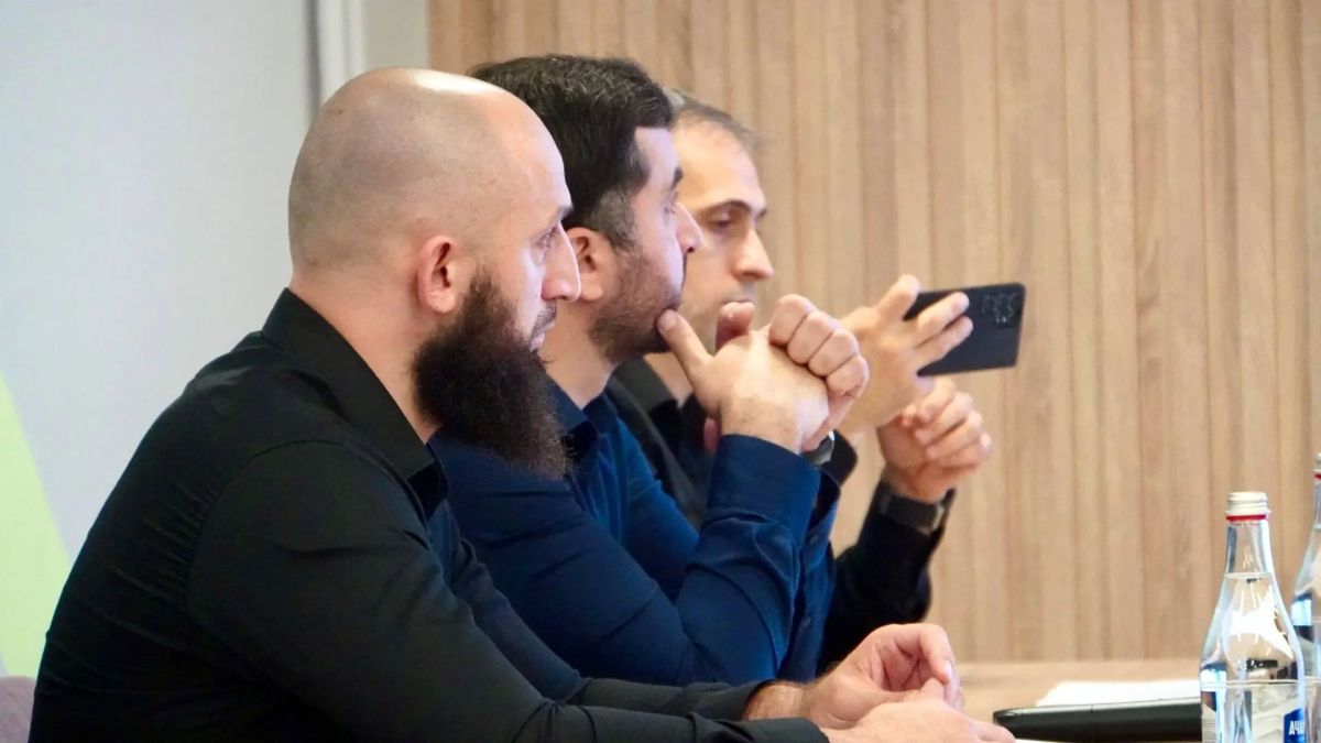 От идеи к делу: в Молодёжном центре обсудили развитие предпринимательства От идеи к делу: в Молодёжном центре обсудили развитие предпринимательства