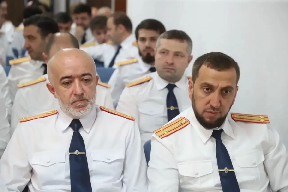 Глава Ингушетии Махмуд-Али Калиматов принял участие в торжественном мероприятии, посвященном Дню сотрудника органов следствия Российской Федерации Глава Ингушетии Махмуд-Али Калиматов принял участие в торжественном мероприятии, посвященном Дню сотрудника органов следствия Российской Федерации