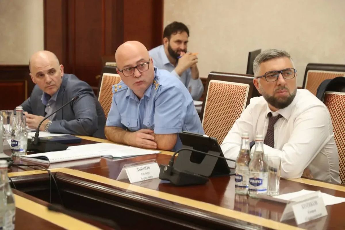 Министр энергетики и ЖКХ РИ Умар Султыгов принял участие в ВКС по вопросам энергодисциплины региона Министр энергетики и ЖКХ РИ Умар Султыгов принял участие в ВКС по вопросам энергодисциплины региона