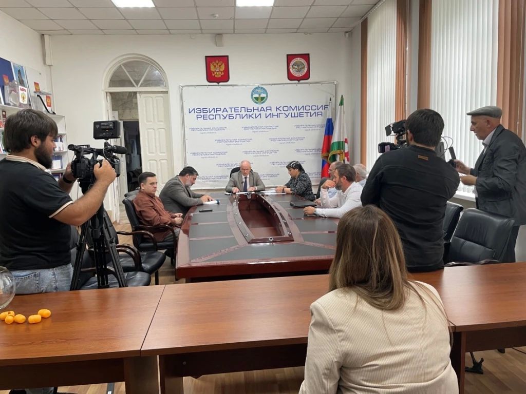 В Избиркоме Ингушетии проведена жеребьевка по определению порядка размещения наименований и эмблем избирательных объединений в избирательном бюллетене