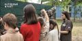 В лагере «Молодой патриот» дети научились плести маскировочные сети