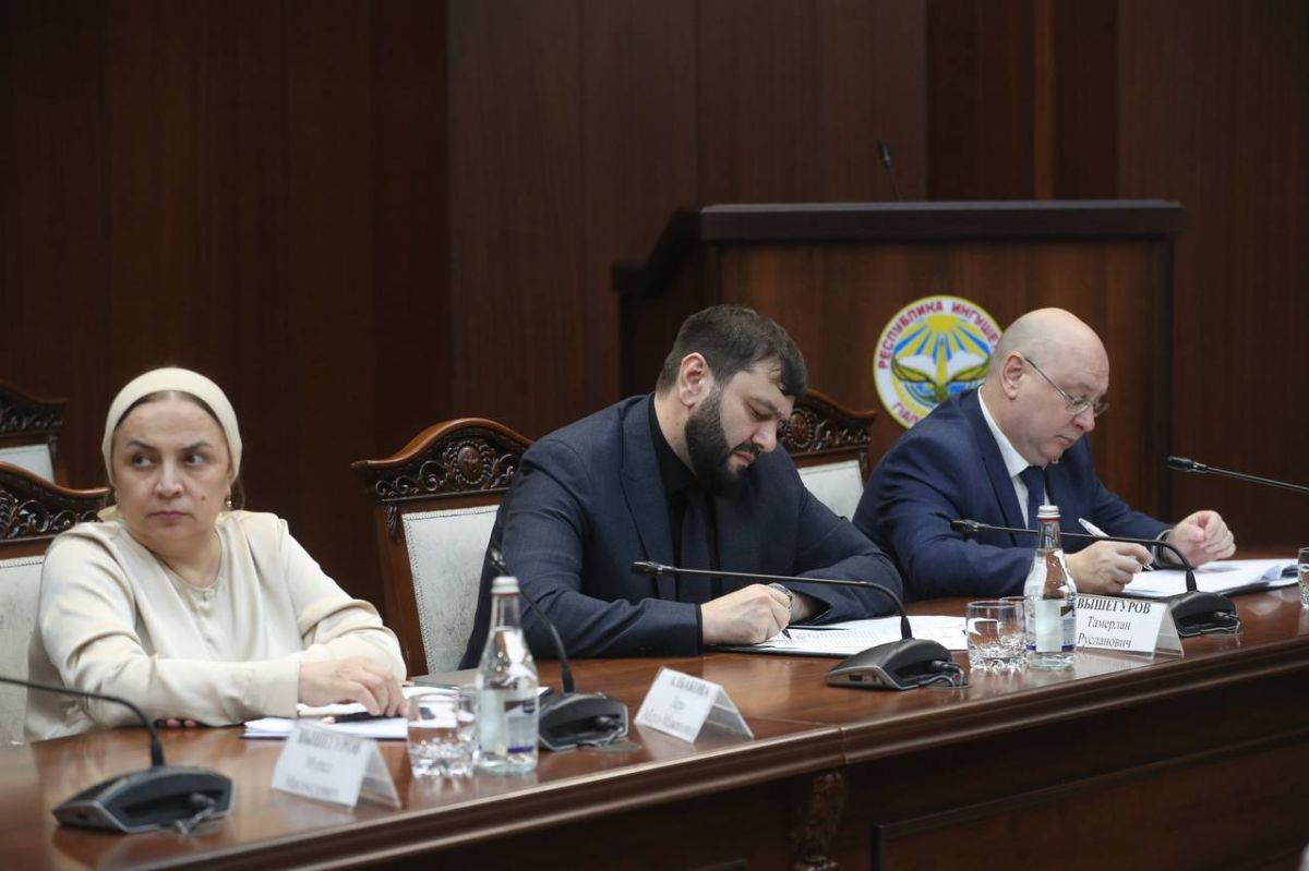 Под руководством Председателя Правительства республики Владимира Сластенина состоялось заседание Координационного совета по вопросам защиты информации Под руководством Председателя Правительства республики Владимира Сластенина состоялось заседание Координационного совета по вопросам защиты информации