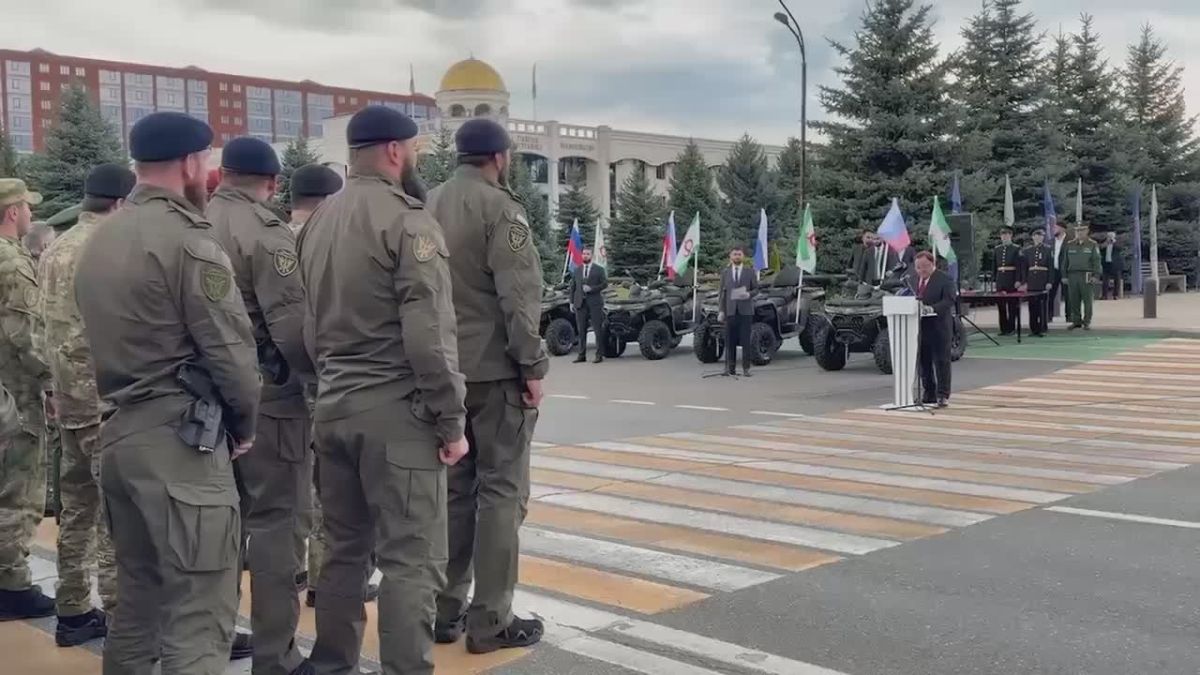 Махмуд-Али Калиматов: Сегодня передали очередную партию техники для наших военнослужащих и сотрудников