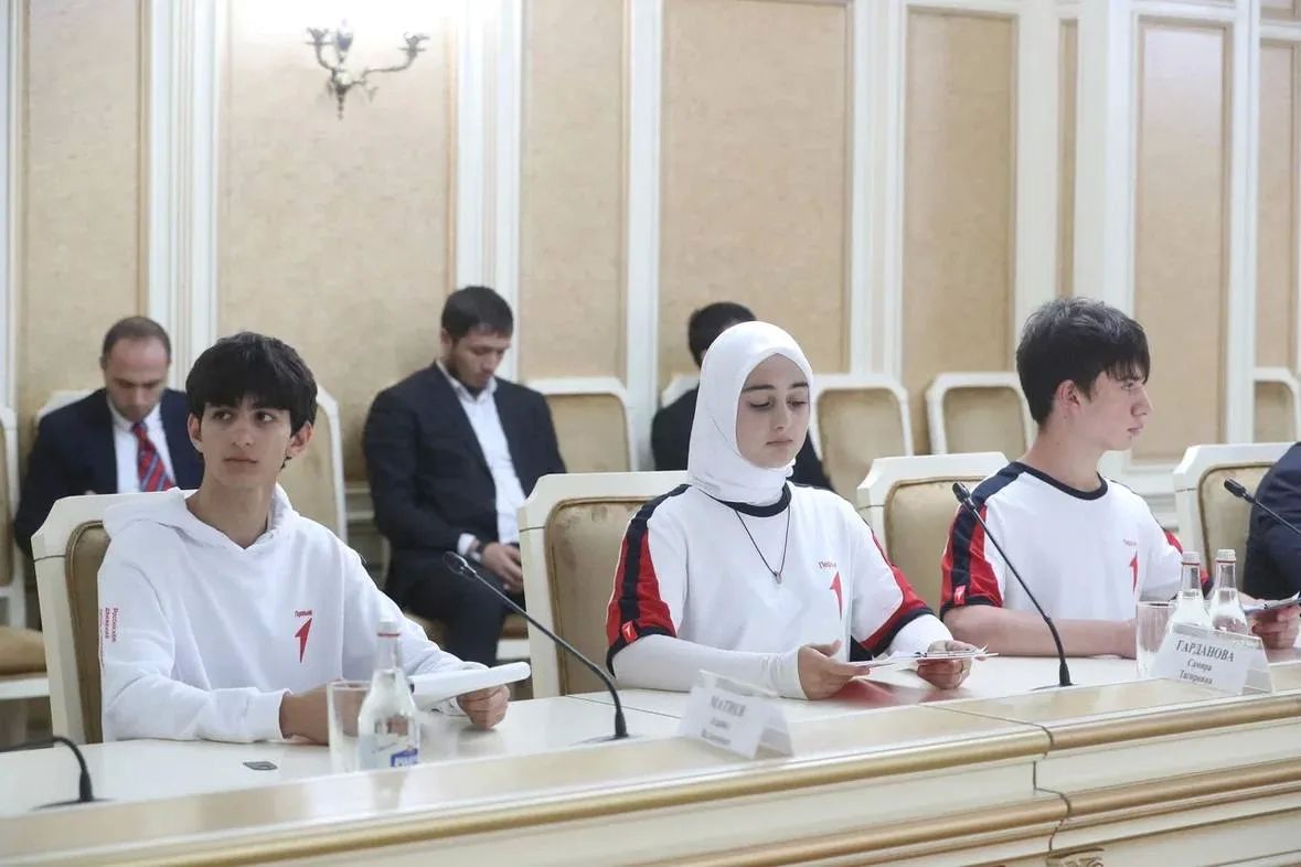 Сегодня провел заседание Регионального координационного совета по взаимодействию с «Движением Первых» Сегодня провел заседание Регионального координационного совета по взаимодействию с «Движением Первых»
