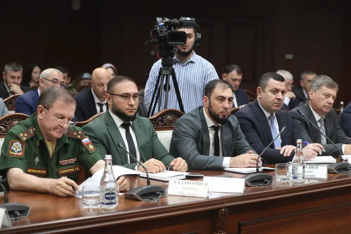 Сегодня на еженедельном совещании под руководством Председателя Правительства Ингушетии Владимира Сластенина рассмотрели ход реализации в регионе региональных составляющих национальных проектов и федеральных программ Сегодня на еженедельном совещании под руководством Председателя Правительства Ингушетии Владимира Сластенина рассмотрели ход реализации в регионе региональных составляющих национальных проектов и федеральных программ