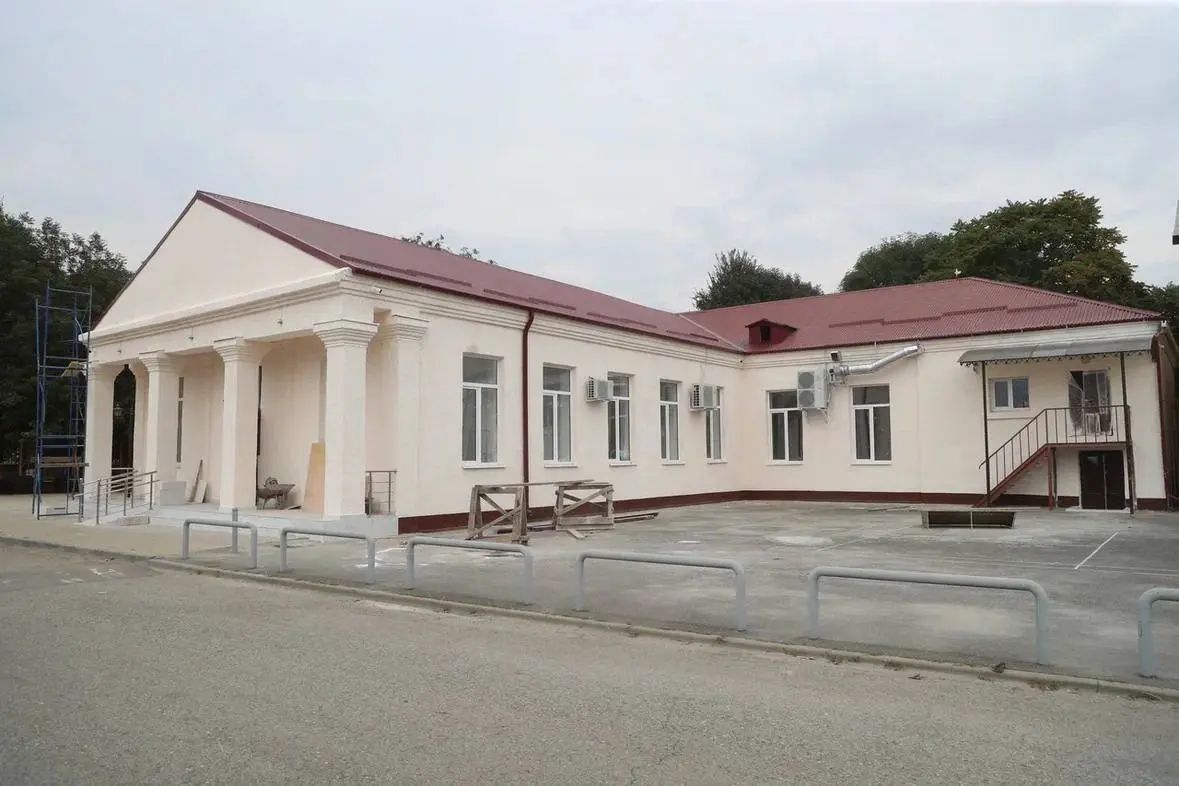 В Троицком завершили капремонт дома культуры