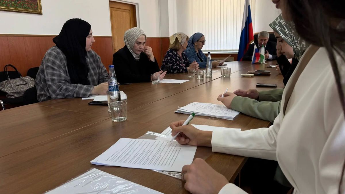 В Министерстве культуры и туризма Республики Ингушетия прошла плановая аттестация гидов-экскурсоводов В Министерстве культуры и туризма Республики Ингушетия прошла плановая аттестация гидов-экскурсоводов