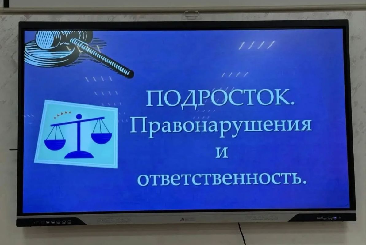 Полицейские и общественники провели серию профилактических встреч со школьниками Карабулака Полицейские и общественники провели серию профилактических встреч со школьниками Карабулака