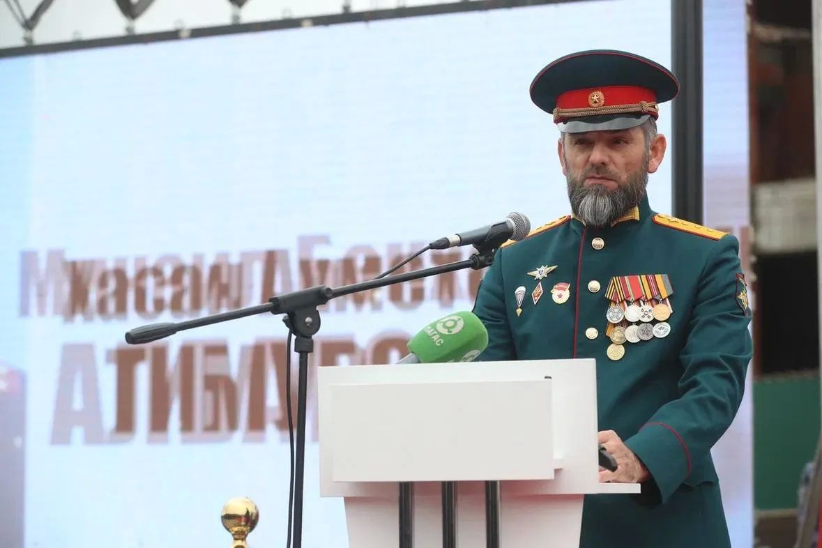 Махмуд-Али Калиматов: Подписывайтесь на мой канал в МАХ Махмуд-Али Калиматов: Подписывайтесь на мой канал в МАХ