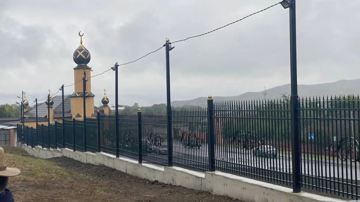 В сельском поселении Нижние Ачалуки Малгобекского района завершены работы по благоустройству территории сельского кладбища В сельском поселении Нижние Ачалуки Малгобекского района завершены работы по благоустройству территории сельского кладбища