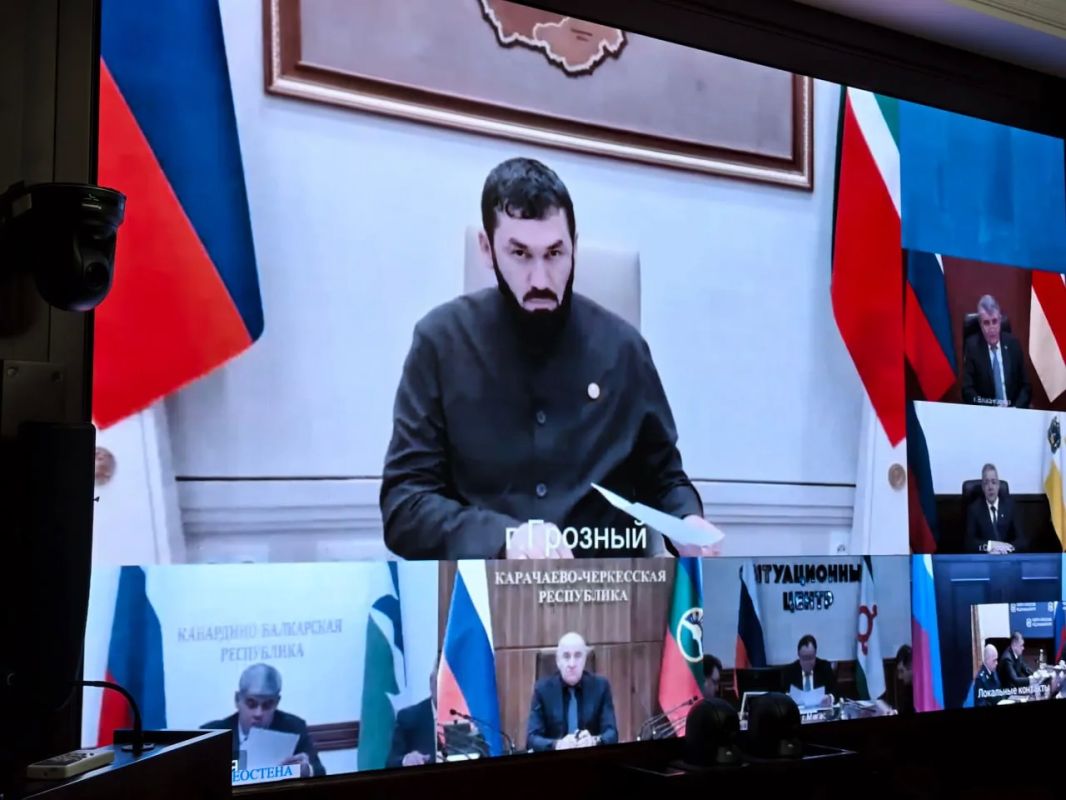 Махмуд-Али Калиматов: Полномочный представитель Президента Российской Федерации в Северо-Кавказском федеральном округе Юрий Чайка провел очередное заседание координационного совещания по вопросам безопасности... Махмуд-Али Калиматов: Полномочный представитель Президента Российской Федерации в Северо-Кавказском федеральном округе Юрий Чайка провел очередное заседание координационного совещания по вопросам безопасности...