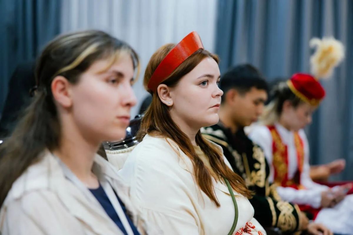 В республике завершился Всероссийский молодёжный образовательный форум «ЭтноКэмп: территория развития» В республике завершился Всероссийский молодёжный образовательный форум «ЭтноКэмп: территория развития»
