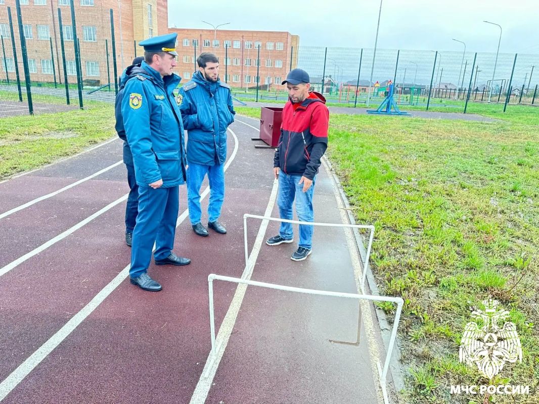 Для огнеборцев прошёл семинар с участием мастера спорта Ибрагима Мисирова Для огнеборцев прошёл семинар с участием мастера спорта Ибрагима Мисирова
