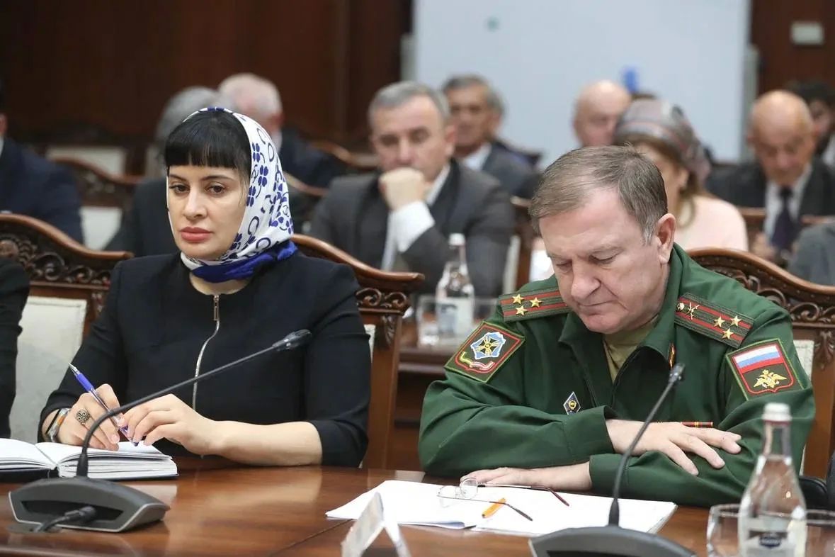 Под руководством Председателя Правительства Республики Ингушетия Владимира Сластенина состоялось еженедельное заседание Правительства Под руководством Председателя Правительства Республики Ингушетия Владимира Сластенина состоялось еженедельное заседание Правительства